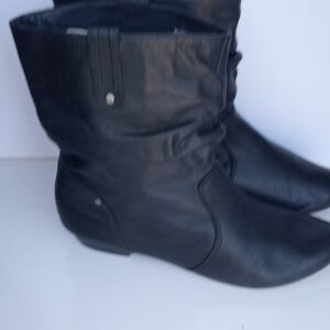 Zigi Girl Brittany Leather Pull On Boots 10